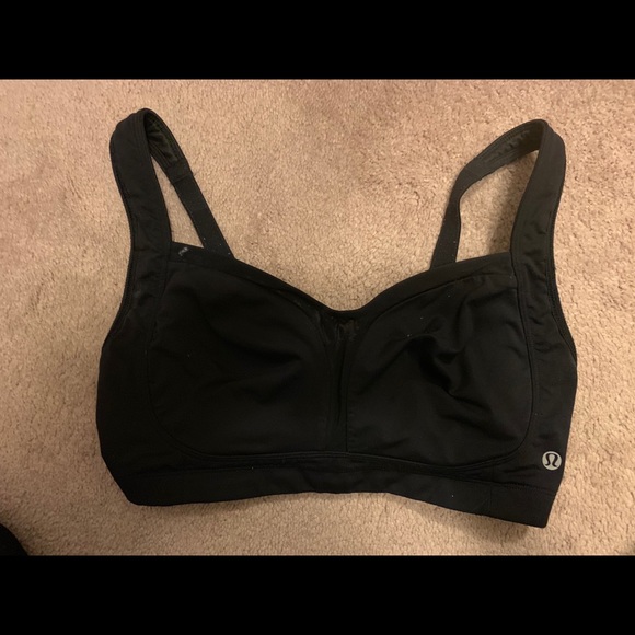 Lululemon size 10 pads included - Picture 1 of 2